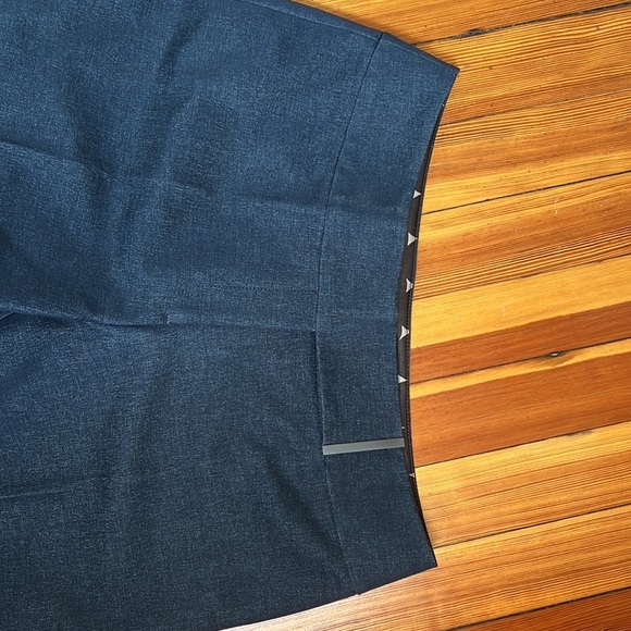 Tahari flare legs pants - Picture 6 of 8